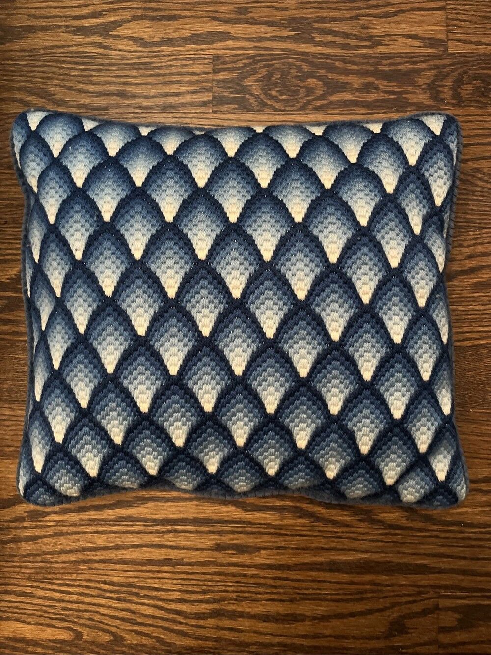 Vtg 1970's Bargello Needlepoint Throw Pillow Navy Blue White Corduroy Back 13"Sq